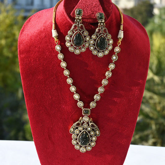 Floral Luxe Luba Kundan Necklace