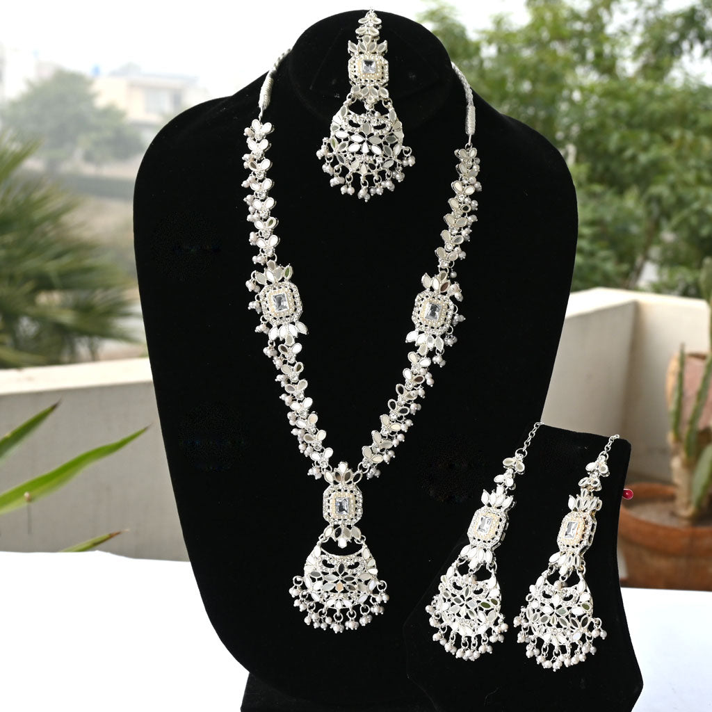 Elegant Kundan Party Wear Necklaces