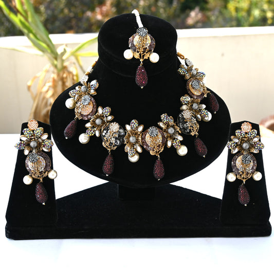 Embellished Crushed Stones Turkish Necklaces