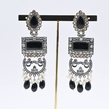 Chandelier Drop Pearls Earrings