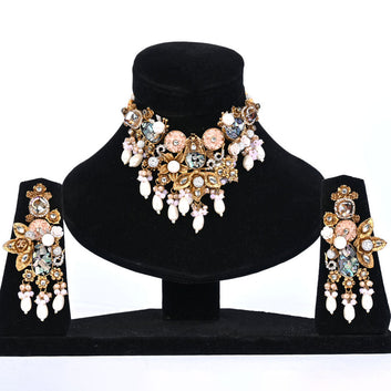 Crushed Stones Elegant Turkish Necklaces