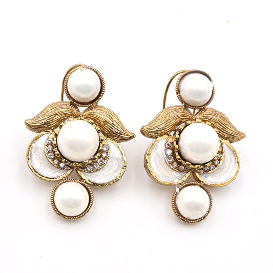 Pearl Floral Minimalist Earrings