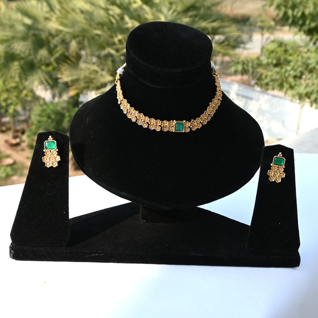 Premium Rajwadi Minimal Stack Rajwadi Necklaces