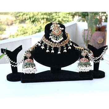 Exquisite charm Nauratan Bridal Set