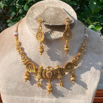 Anneliese Rajwadi Necklace & Earrings Set