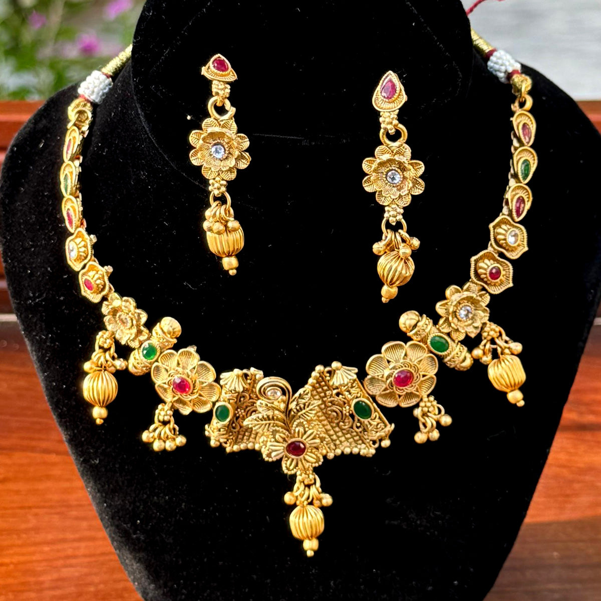 Bertha Rajwadi Necklace & Earrings Set