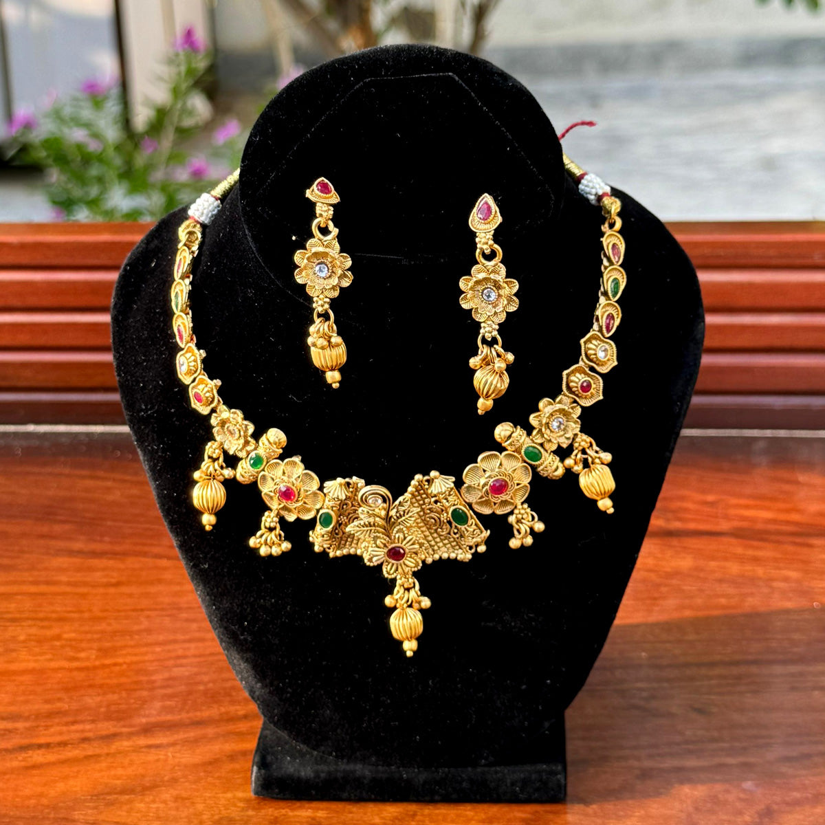 Bertha Rajwadi Necklace & Earrings Set