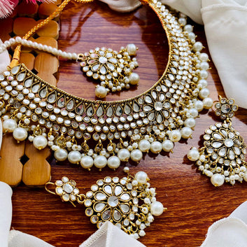 Farshi Kundan Necklace Set