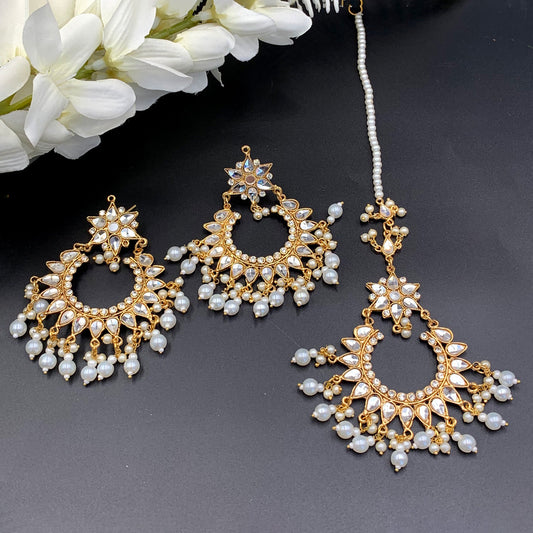 Furshi Kundan Earrings With Teeka