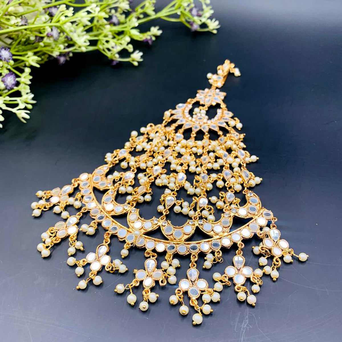 Indian Golden Sheesha Kundan Jhoomer