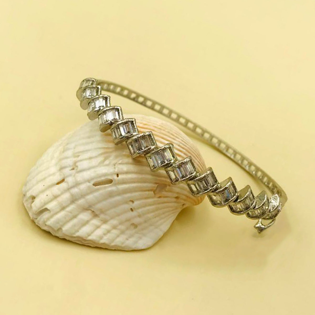 White Silver Base Kara Bracelet