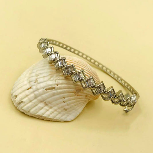 White Silver Base Kara Bracelet