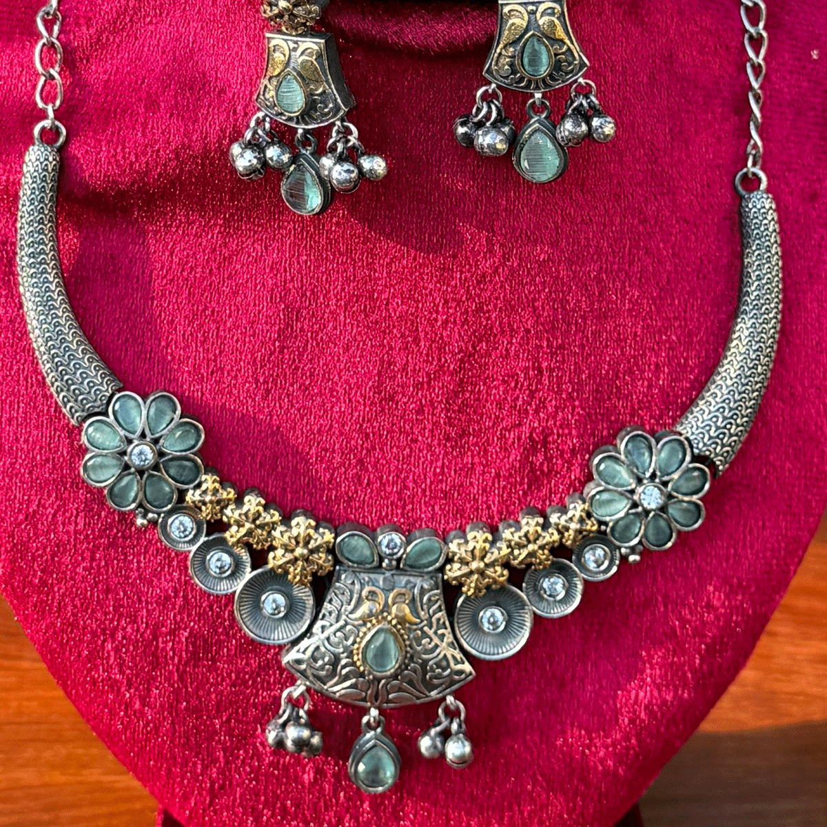 Zohraas Premium Oxidised Necklace