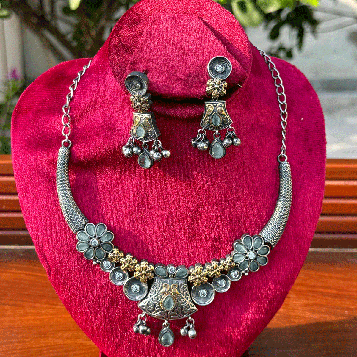 Zohraas Premium Oxidised Necklace