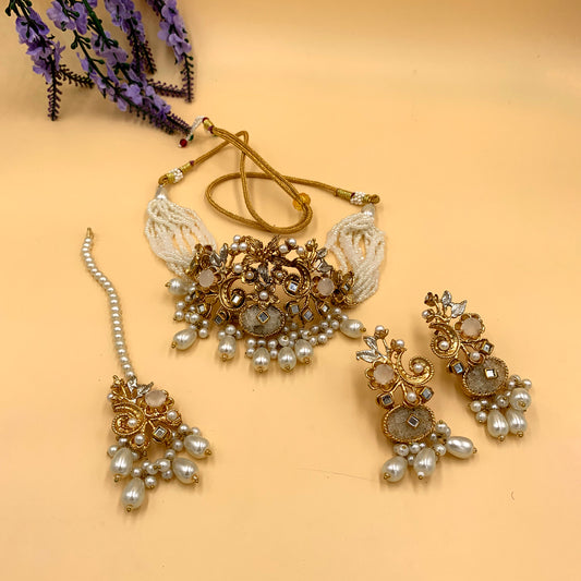 Gisela Crushed Stone Necklace & Earrings Set