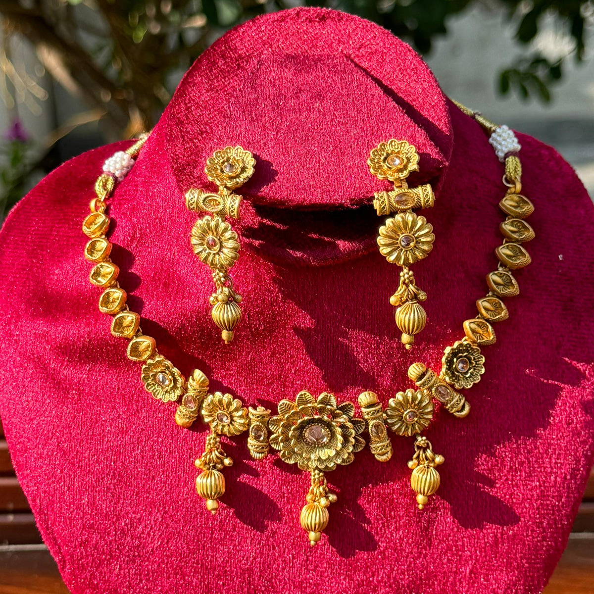 Adelheid Rajwadi Necklace & Earrings Set