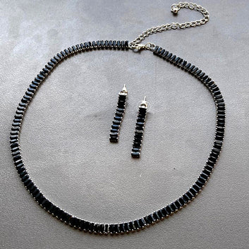 Frederike Necklace & Earrings Set